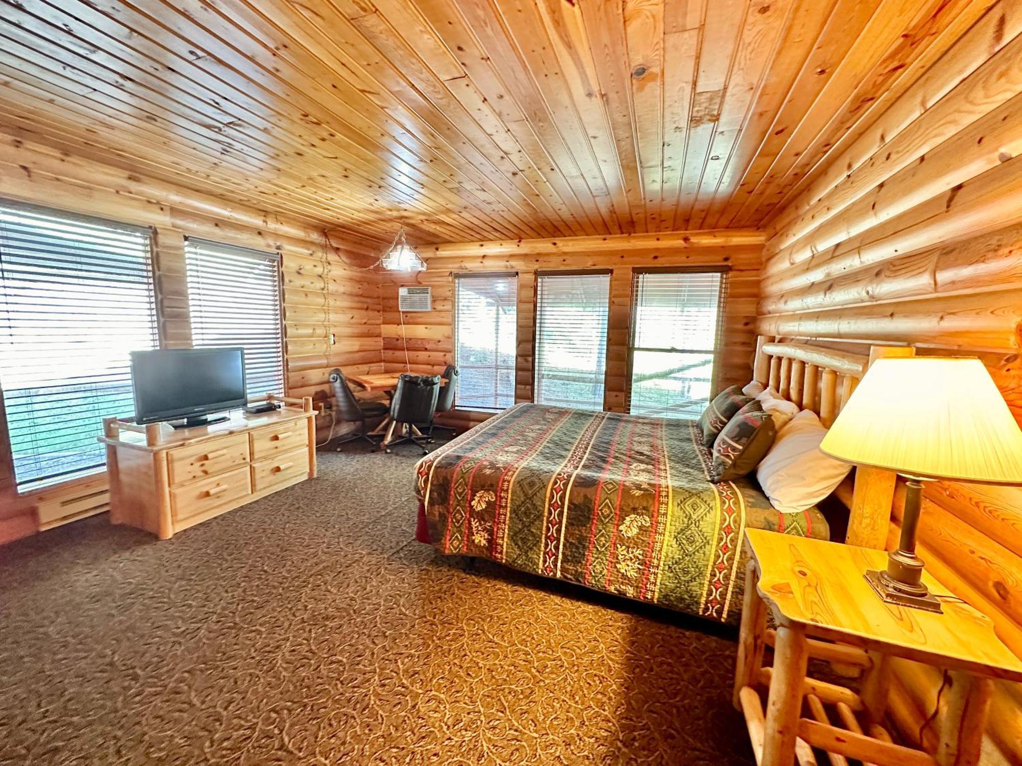 The Lodge At Lolo Hot Springs Exteriér fotografie